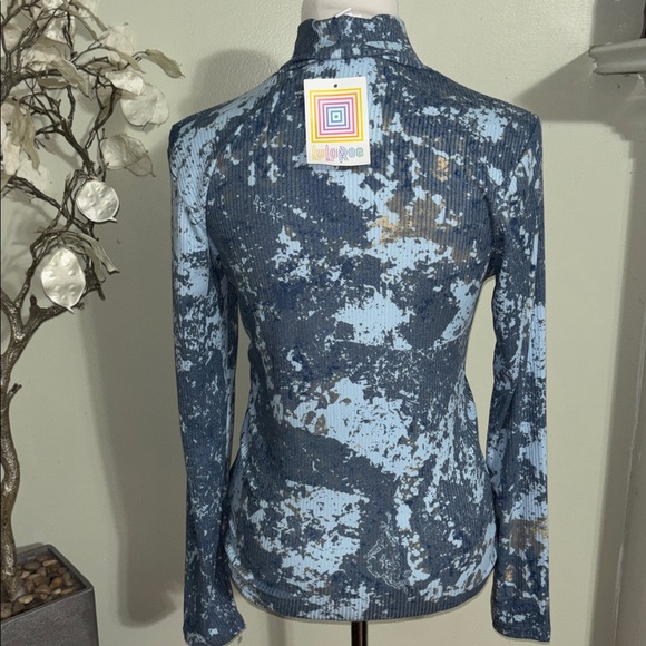 LuLaRoe Abstract Blue and Tan Turtleneck Top - Picture 4 of 4